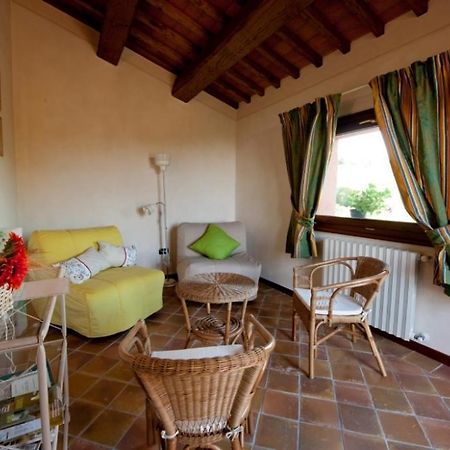 Podere Chiaromonte Палая Екстериор снимка