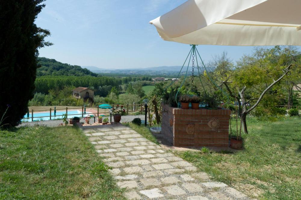 Podere Chiaromonte Палая Екстериор снимка