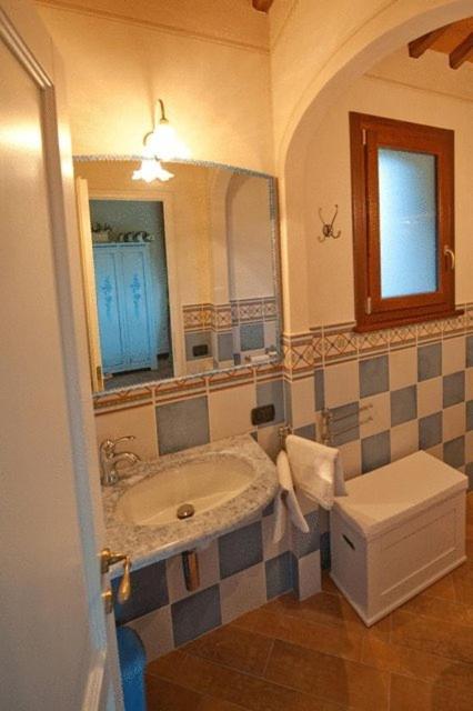 Podere Chiaromonte Палая Екстериор снимка